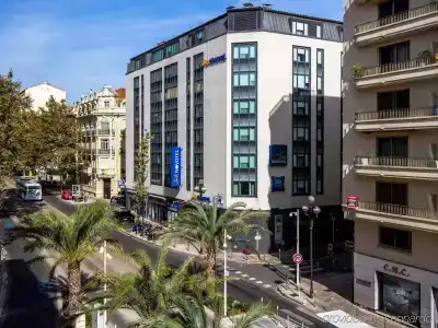 Novotel Suites Cannes Centre - 1