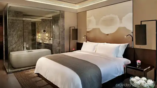 Grand Mercure Phuket Patong - 3
