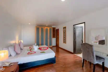Club Bamboo Boutique Patong Beach Resort - 221