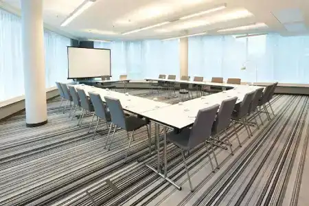 Premier Inn Wurzburg - 15