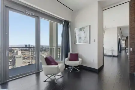 Beautiful Palms Place Suite - 137