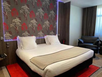Best Western Premier Le Patio des Artistes - 123