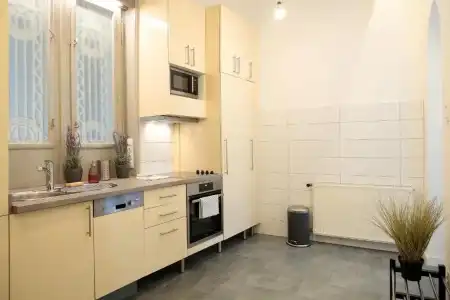 Maverick Apartments - 66