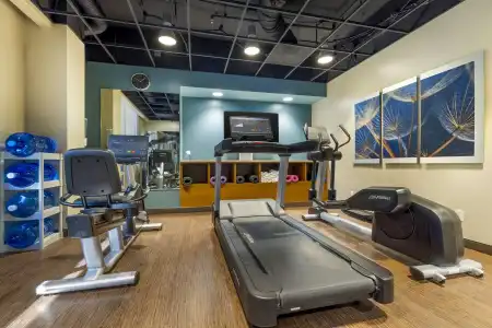 Best Western Plus Bayside Inn - 22