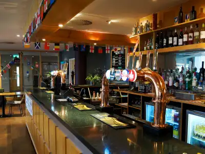 Future Inns Cardiff Bay - 19