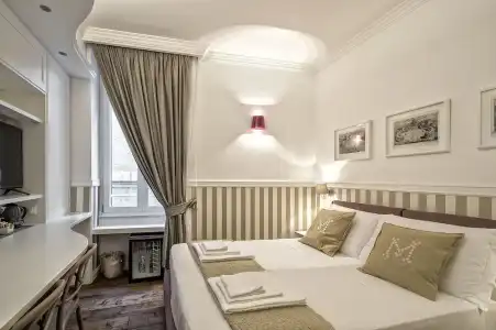 Magenta Luxury Sant'Anna - 54