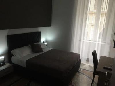 MB95 Mezzocannone Luxurious B&B - 33