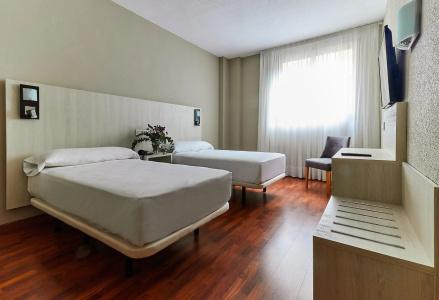 B&B Zaragoza Royal - 2
