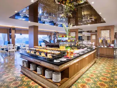 Grand Mercure Yogyakarta Adi Sucipto - 9