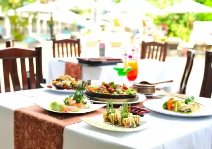Karon Sea Sands Resort - 10
