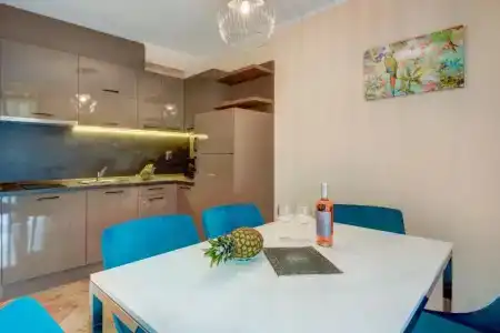 Venera & Anastasia Palace Apartments - 40