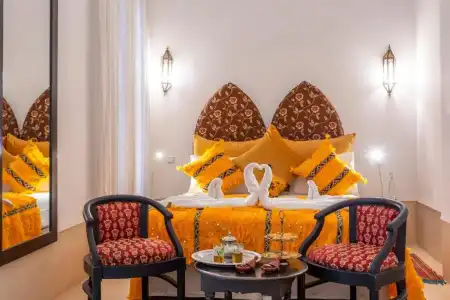 Riad Azahar - 12