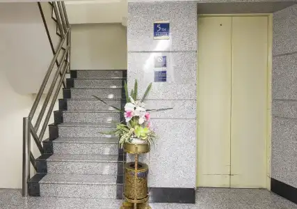 Majestic Suites - 10