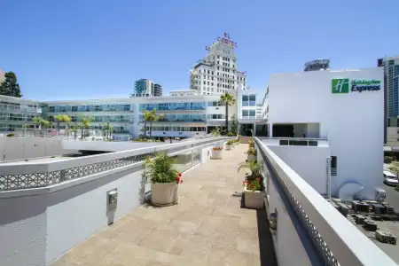 Holiday Inn Express San Diego Downtown by IHG - 30