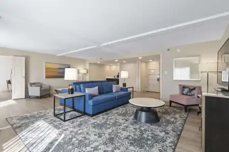 DoubleTree by Hilton Columbus - 67