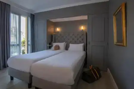 Golden Tulip Cannes de Paris - 167