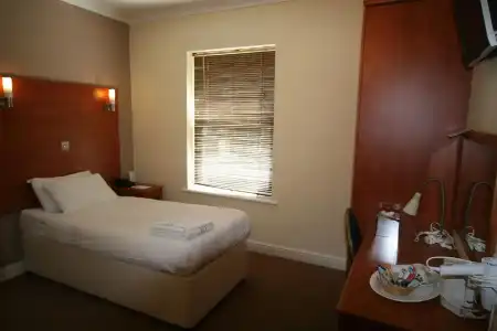 The Edgbaston Palace - 14