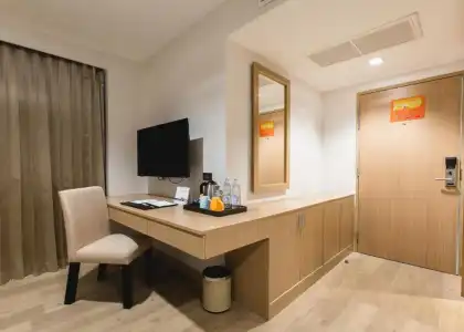 Adelphi Pattaya - 100