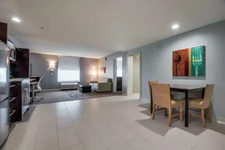 Home2 Suites by Hilton DFW Airport South/Irving, TX - 10