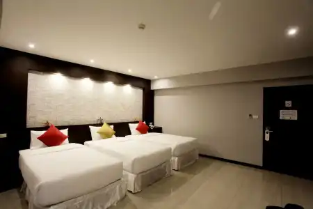 Chateau de Sukhumvit - 63