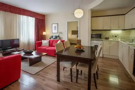Mamaison Residence Izabella Budapest - 44