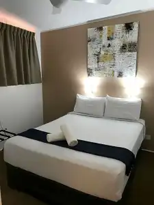 Ocean Breeze Motel - 45