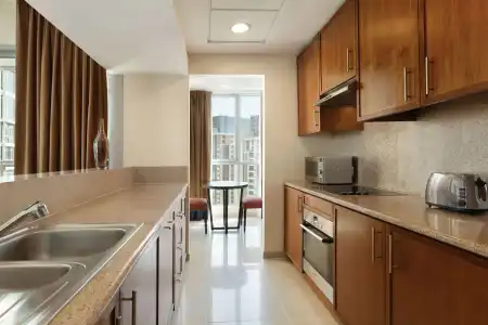 Ramada by Wyndham Downtown Dubai - 14