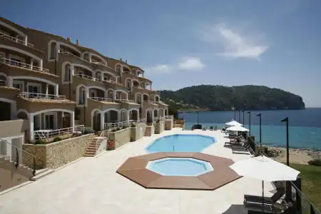 Bahía Suites Camp de Mar - 14