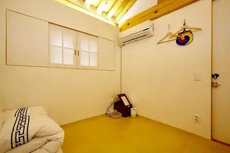 Hanok 24 Guesthouse Gyeongbokgung - 47