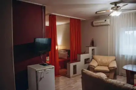 Duet Plus Motel - 4