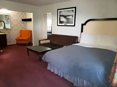 Niagara Falls Courtside Inn - 43