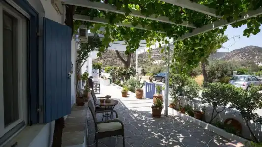 Pension Ageliki - 100