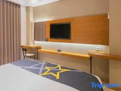 Yellow Star Ambarukmo - 62