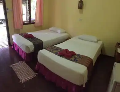 Lanta Pearl Beach Resort - 4