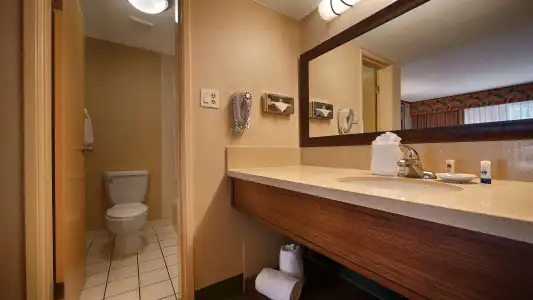Best Western Seven Seas - 10