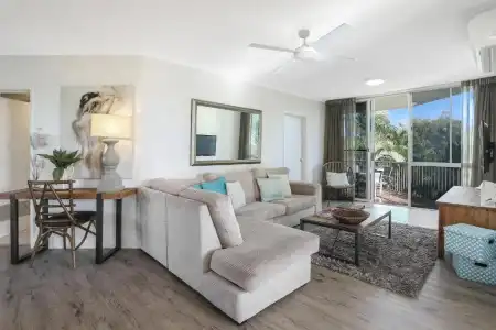 Noosa Tropicana - 152