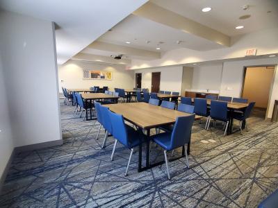 Holiday Inn Express & Suites El Paso West by IHG - 36