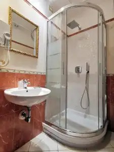 Valentino Palace - 25