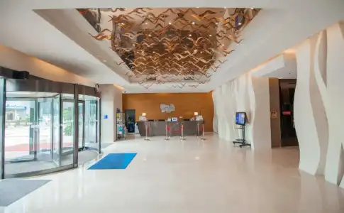 Holiday Inn Express Chongqing Guanyinqiao by IHG - 10