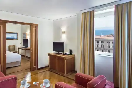 Renaissance Naples Mediterraneo - 105