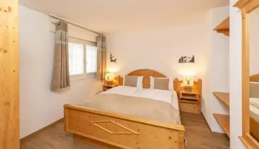 Grichting & Serviced Apartments - 157