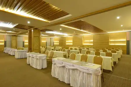 Royal Phala Cliff Beach Resort and Spa - 16