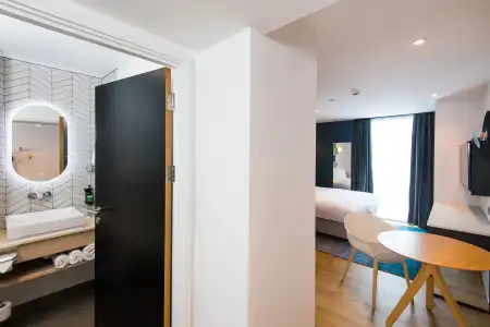 Staybridge Suites Cardiff by IHG - 48