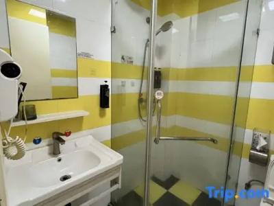 Meet Youth Hostel - 24