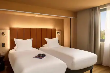 Hôtel de France - 16