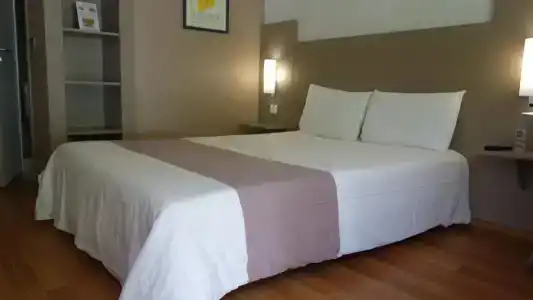 Hôtel Cristol - 55