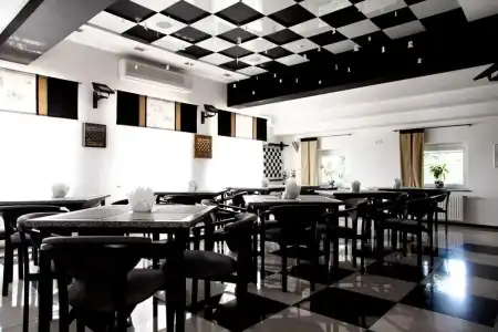 MotelChuk - 12