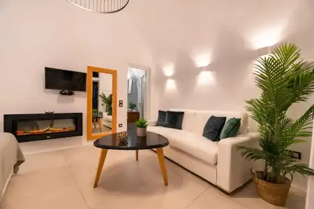 Daydream Luxury Suites - 61