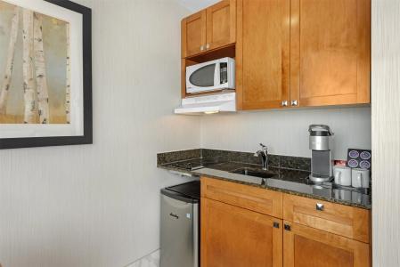 Best Western Plus Suites Downtown - 60