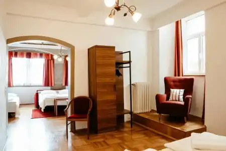 Hotel-Gasthof Goldener Greifen - 53